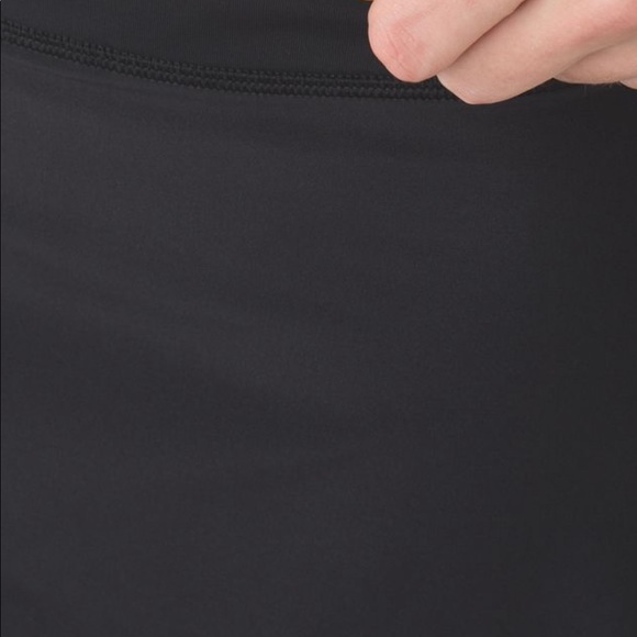 - Lululemon Pace Setter skirt sz 10 black lined with shorts,skort tennis preppy - Picture 8 of 11